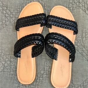 Universal Thread Black Woven Slide Sandals